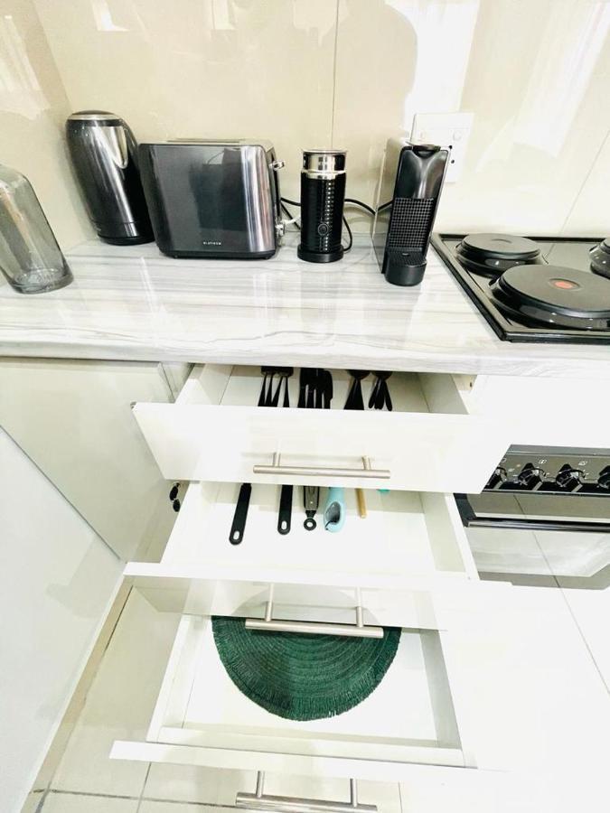 Trendy, Comfortable 1 Bedroom Apartments In 乌姆塔塔 外观 照片