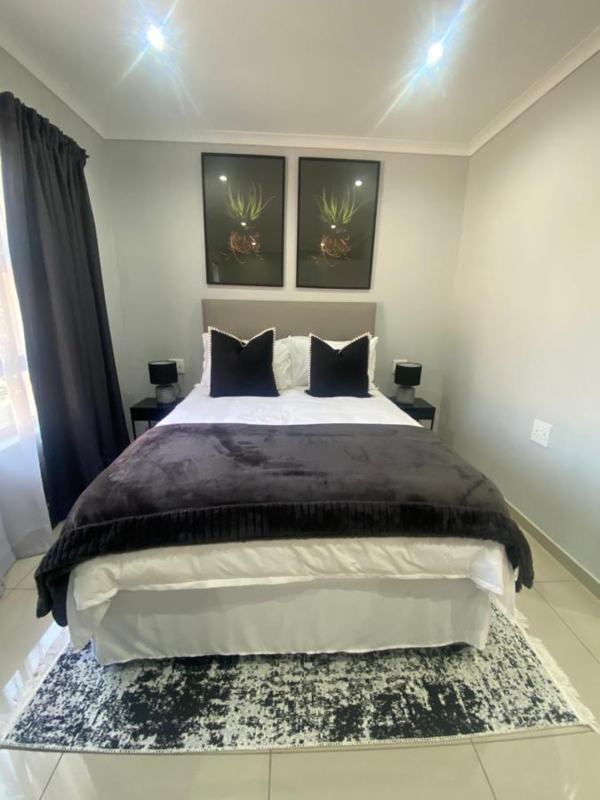 Trendy, Comfortable 1 Bedroom Apartments In 乌姆塔塔 外观 照片