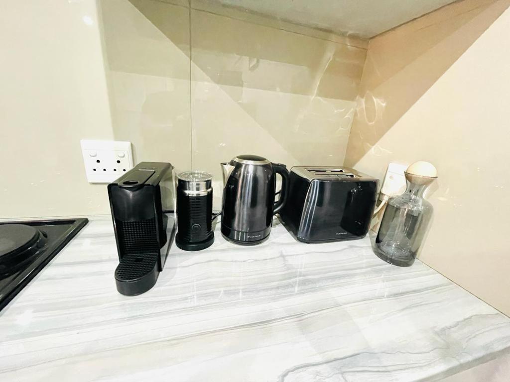 Trendy, Comfortable 1 Bedroom Apartments In 乌姆塔塔 外观 照片