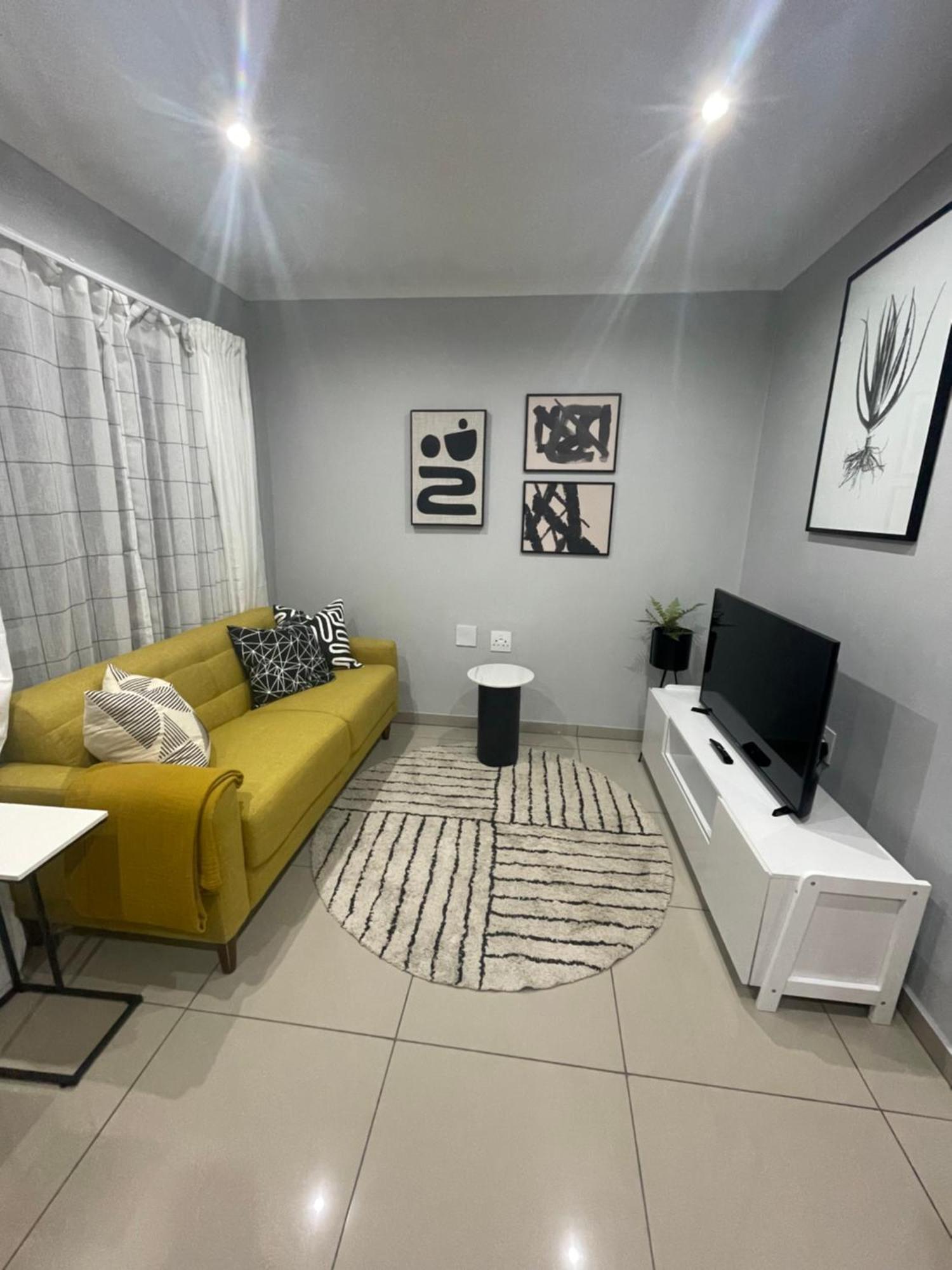 Trendy, Comfortable 1 Bedroom Apartments In 乌姆塔塔 外观 照片