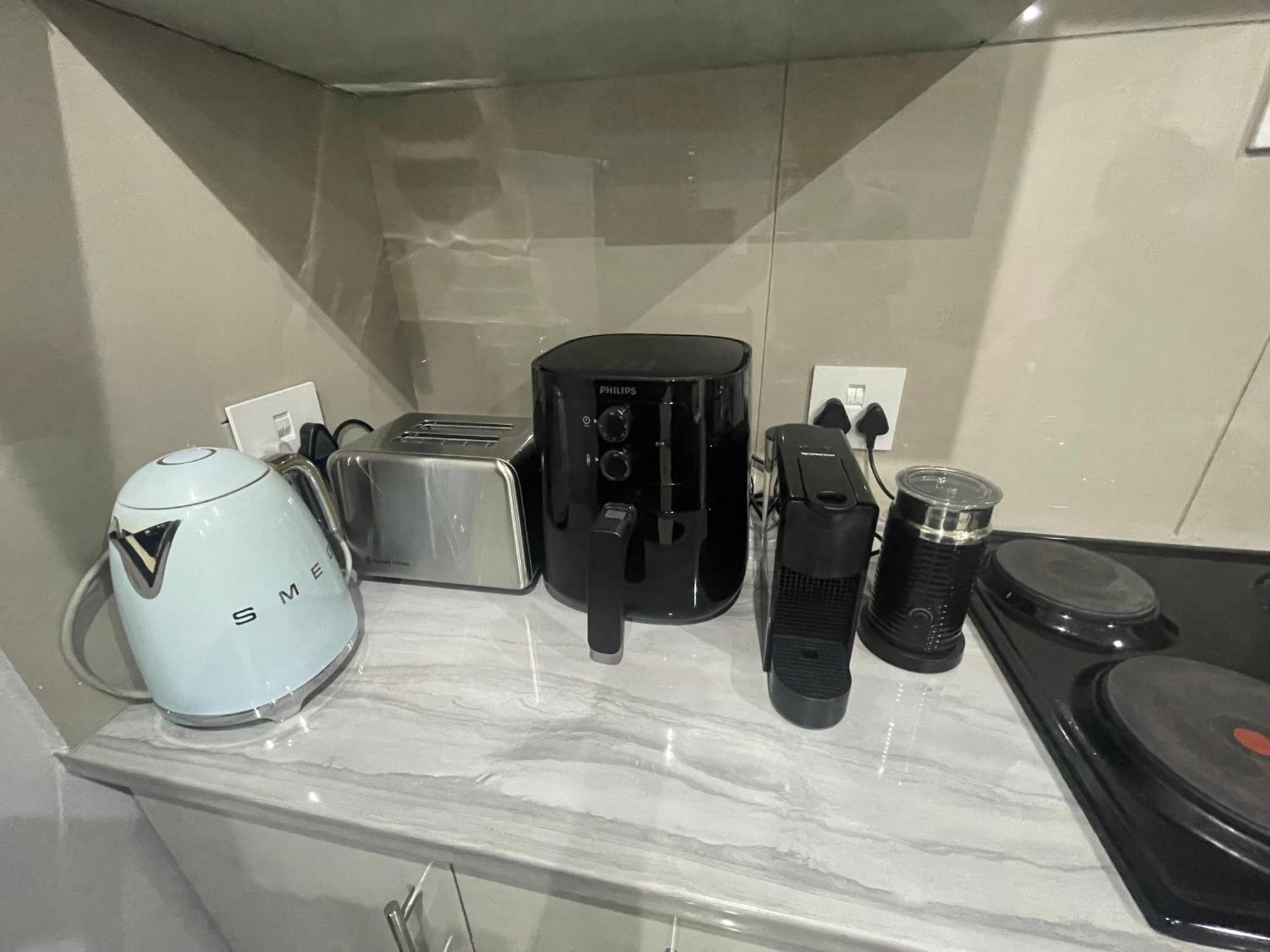 Trendy, Comfortable 1 Bedroom Apartments In 乌姆塔塔 外观 照片