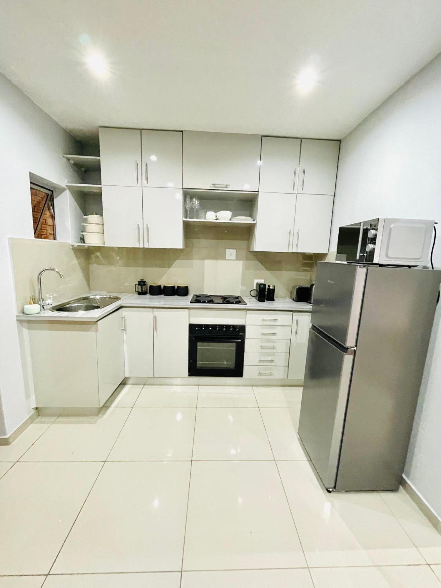 Trendy, Comfortable 1 Bedroom Apartments In 乌姆塔塔 外观 照片