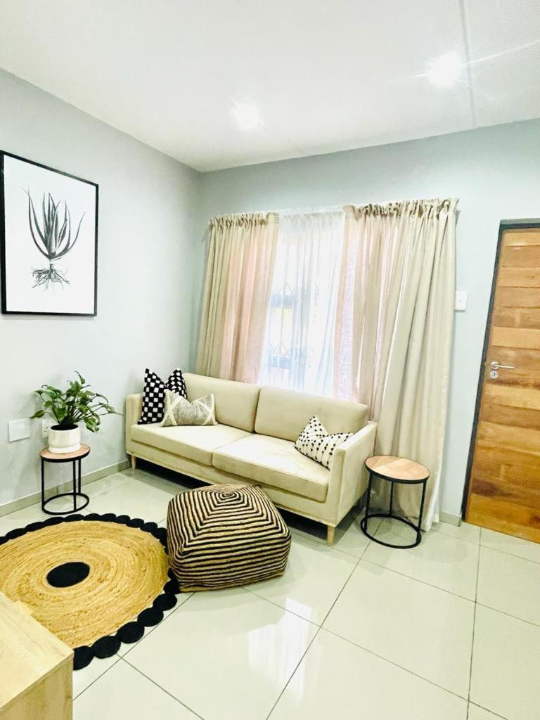 Trendy, Comfortable 1 Bedroom Apartments In 乌姆塔塔 外观 照片